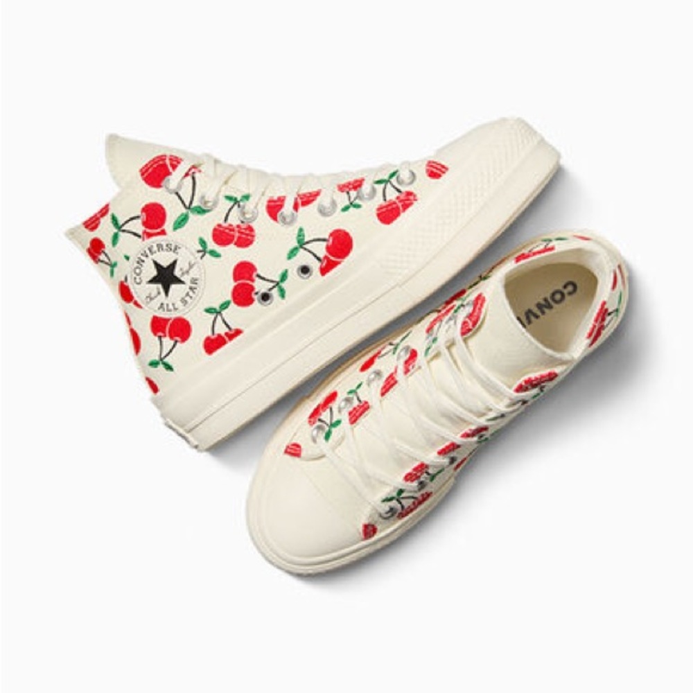 Converse Cherry Print Chuck Taylor All Star Lift Platforms 🍒